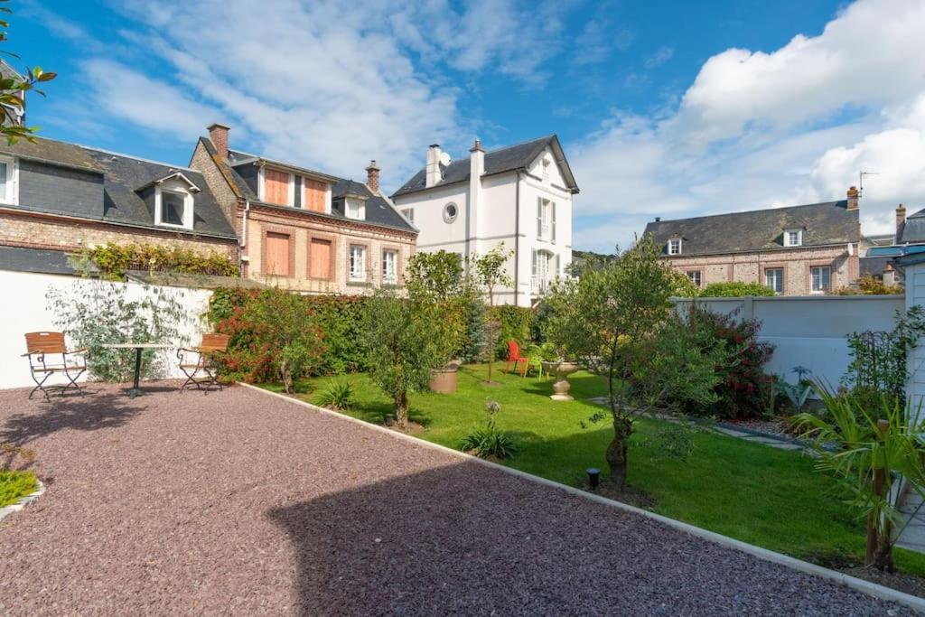 Gite Le Doris Avec Place De Stationnement Privee Incluse Étretat Exterior foto